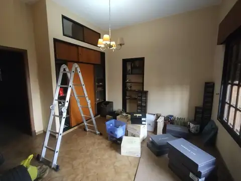 Casa en Venta en Moron, USD 230.000