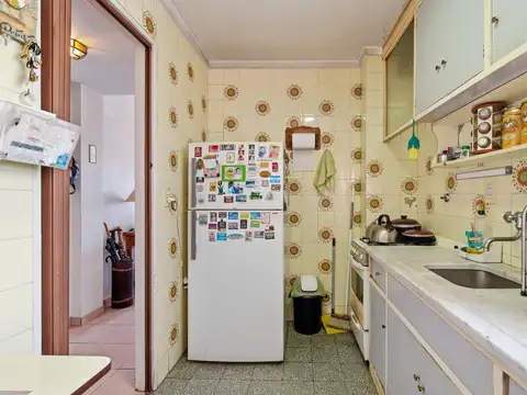 Venta Departamento 4 ambientes. Piso alto, muy luminoso y Apto crédito