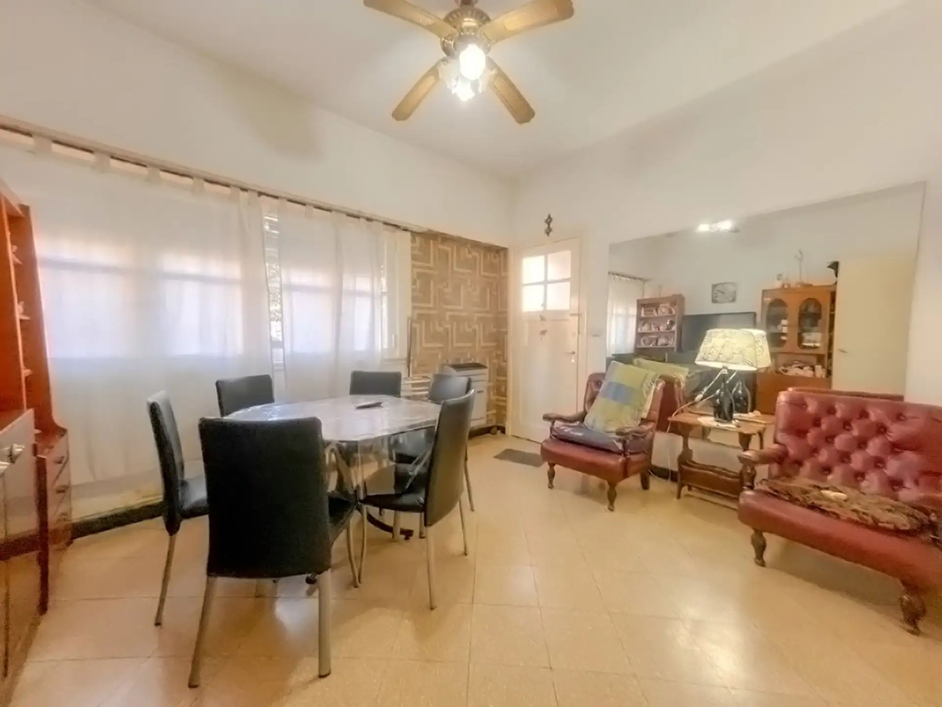 VENTA CASA EN PH 81M2 CUBIERTOS 100M2 DESCUBIERTOS