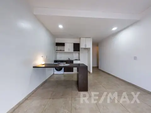 Departamento 1 Amb con balcón en Pilar Centro
