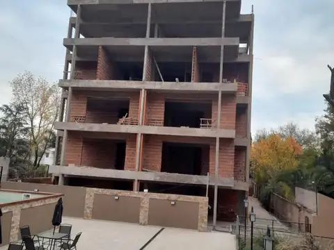 Del Mangrullo 1451 Piso 3, Com 100