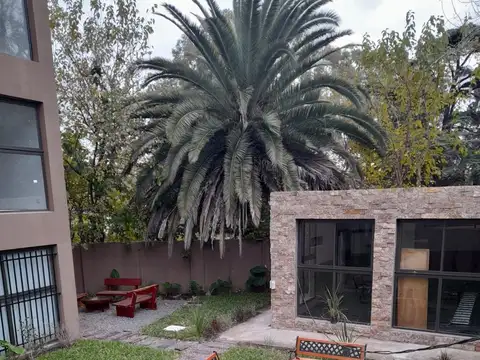 Del Mangrullo 1451 Piso 3, Com 100
