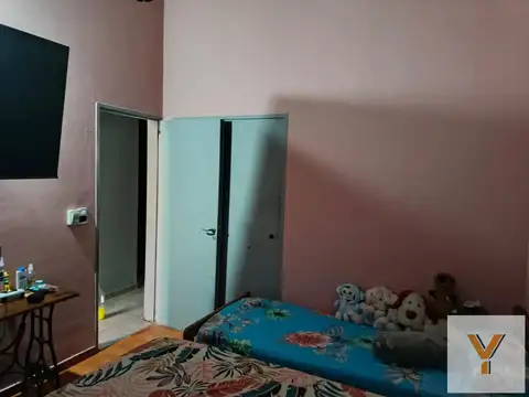 Casa 4 ambientes con 1 baño