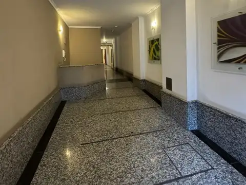 Av. Ambrosio Olmos  al 900