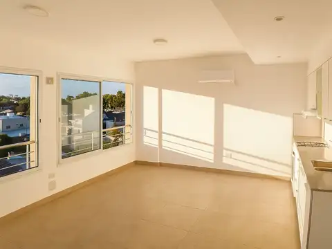 Comandante Franco 100