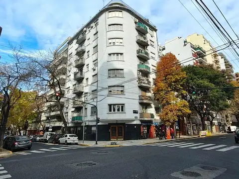 Avenida Juan Bautista Alberdi 2700