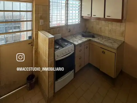 Casa 3 ambientes con 1 baño