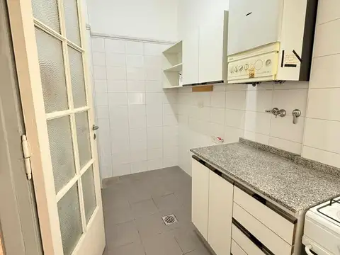 Congreso  oficina con cochera fija