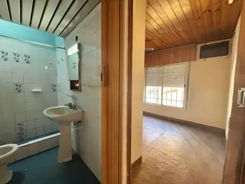 VENTA CASA 5 AMB COCHERA VILLA TESEI