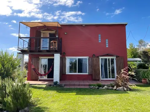 Casa con Apartamento en Venta en Britópolis