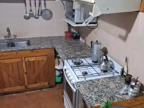Casa 3 ambientes con 2 baños
