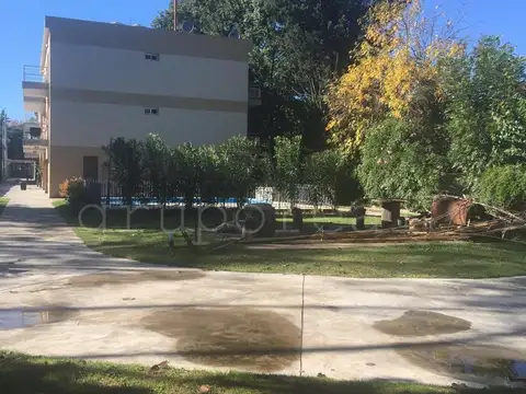 CANNING - Departamento con escritura en Complejo con Piscina