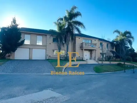Venta de Casa de 4 dorm. en Barrio Septiembre, Escobar