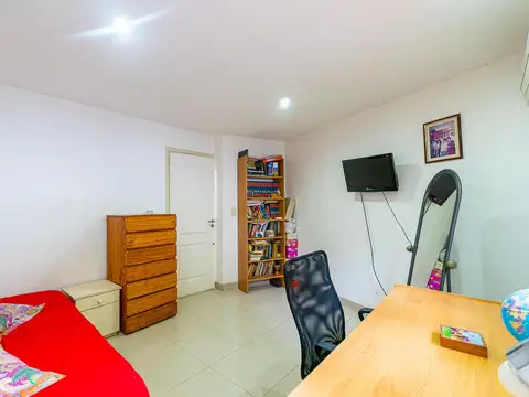 Casa 7 ambientes con 3 baños