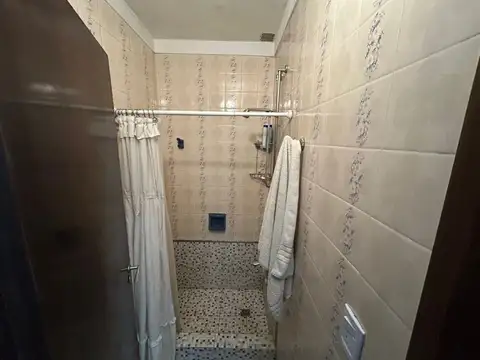 PARAGUAY 100, Piso 1