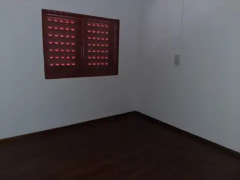 VENDO CASA EN COLONIA HOCKER 