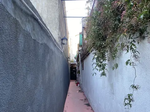 Pasaje Carlos Encina 600