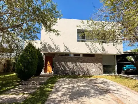 Casa en Venta en La Comarca, USD 350.000
