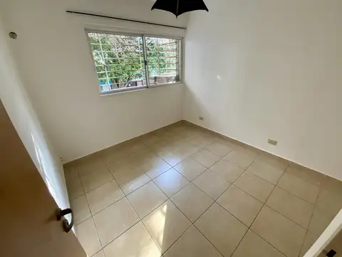 Departamento en Alquiler en República De La Sexta, $ 400.000