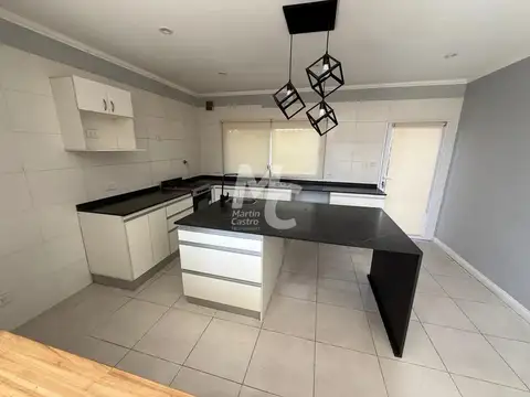 Casa en Alquiler en Pilar del Este - San Eduardo, USD 1.300