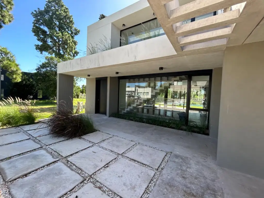 Casa en Venta - 3 dormitorios -