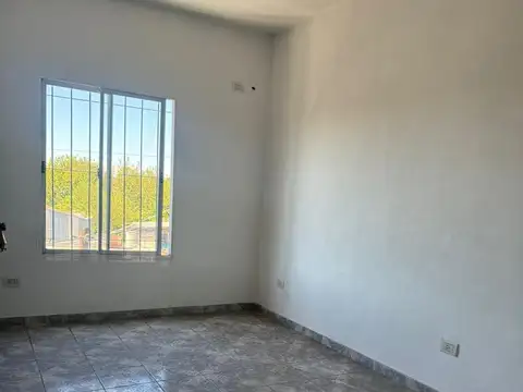 Departamento en Alquiler en Jose Clemente Paz, $ 300.000