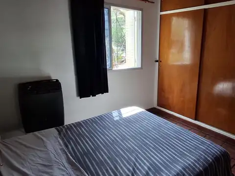 QUINTA EN VENTA CON PILETA Y QUINCHO EN LONGCHAMPS