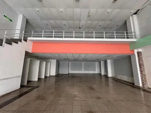 Local en Alquiler en Zarate, USD 4.000