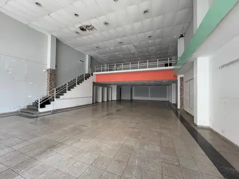 LOCAL COMERCIAL ZARATE JUSTA LIMA