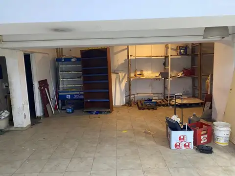 Local en Venta en Villa Luro, USD 95.000