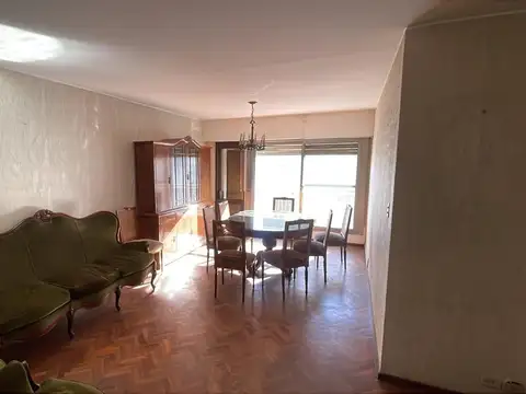 Departamento en Venta de 6 ambientes