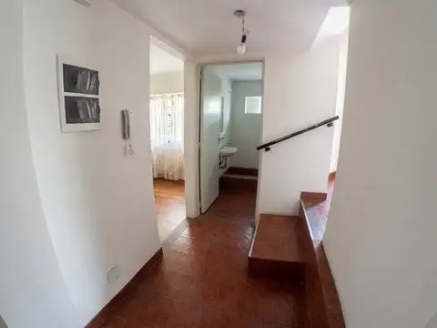 Depto Tipo Casa 2 ambientes con 1 baño