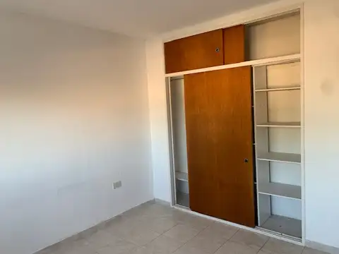 Departamento en Venta en Ezpeleta Este, USD 45.000