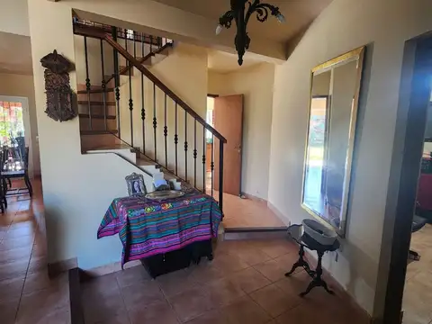 Grand Bourg. Álvarez Thomas 800