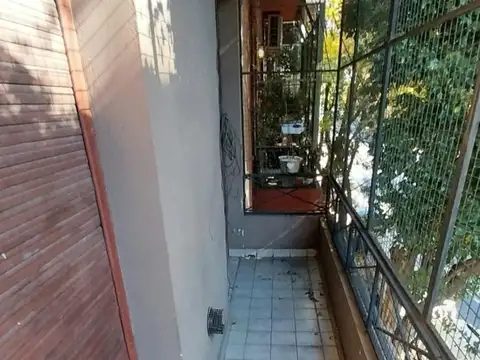 USO COMERCIAL Venta PH 6 Ambientes con Terraza Colegiales