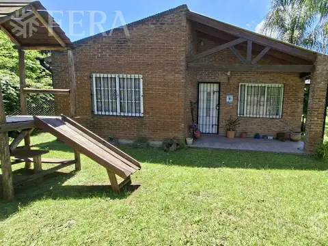 Venta quinta 4 ambientes con piscina y quincho en Francisco Alvarez