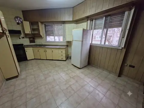 Depto Tipo Casa en Venta de 5 ambientes