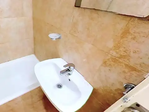 Barracas, Dpto monoamb. div. 44 m2 c/ balcón APTO CREDITO