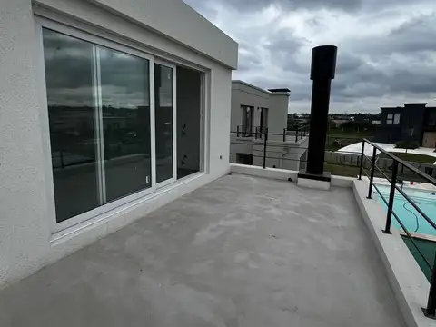 Casa en VENTA 5 Ambientes, Barrio Cerrado Riberas, Puertos Del Lago