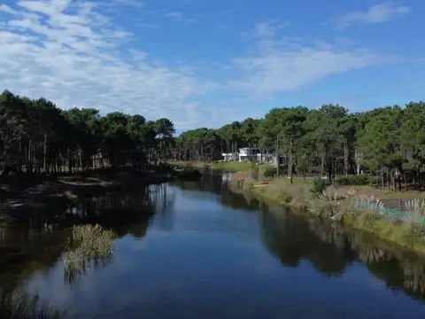 LOTE A LA VENTA EN VILLAROBLES