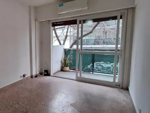 Camargo 218 , Piso 1