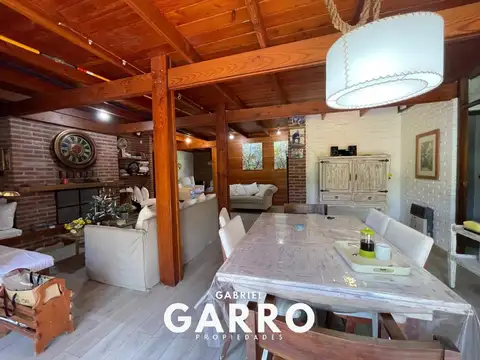 Casa en Alquiler Temporal con 1 cochera
