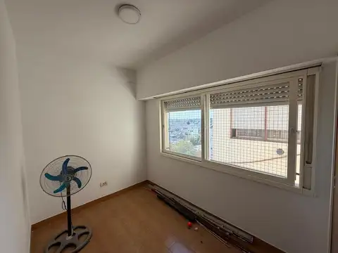 Viamonte 100, Piso 7