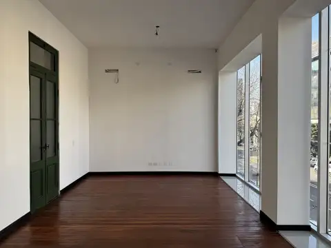 Oficina en Alquiler al Oeste