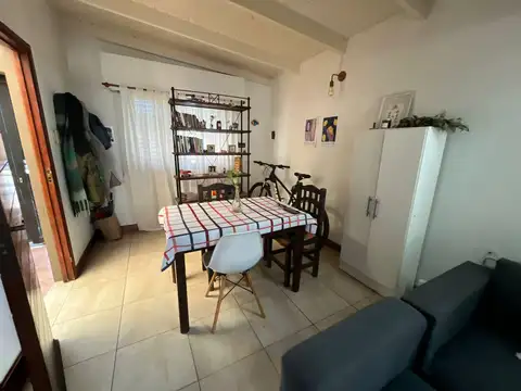 PH en venta - 2 Dormitorios 1 Baño - Cochera - 93Mts2 - La Plata