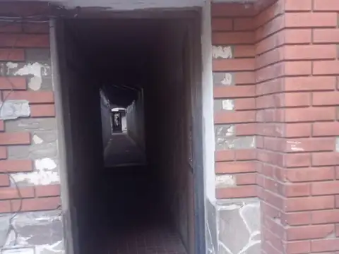 VENTA DE DEPARTAMENTO UN DORMITORIO PASILLO A RECICLAR