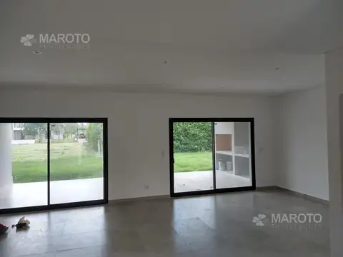 Casa en Venta en El Cantón - Barrio Islas, USD 250.000