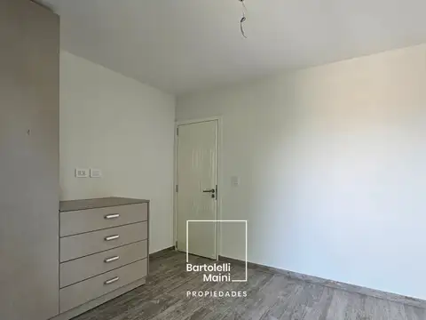 Chacabuco 1800, Piso 04