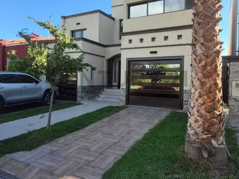 VENTA CASA EN BARRIO PRIVADO – LOS SOLARES de Rodeo del Medio Maipú