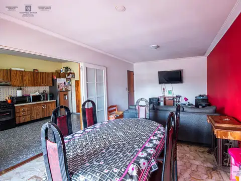 Depto Tipo Casa 6 ambientes con 1 baño